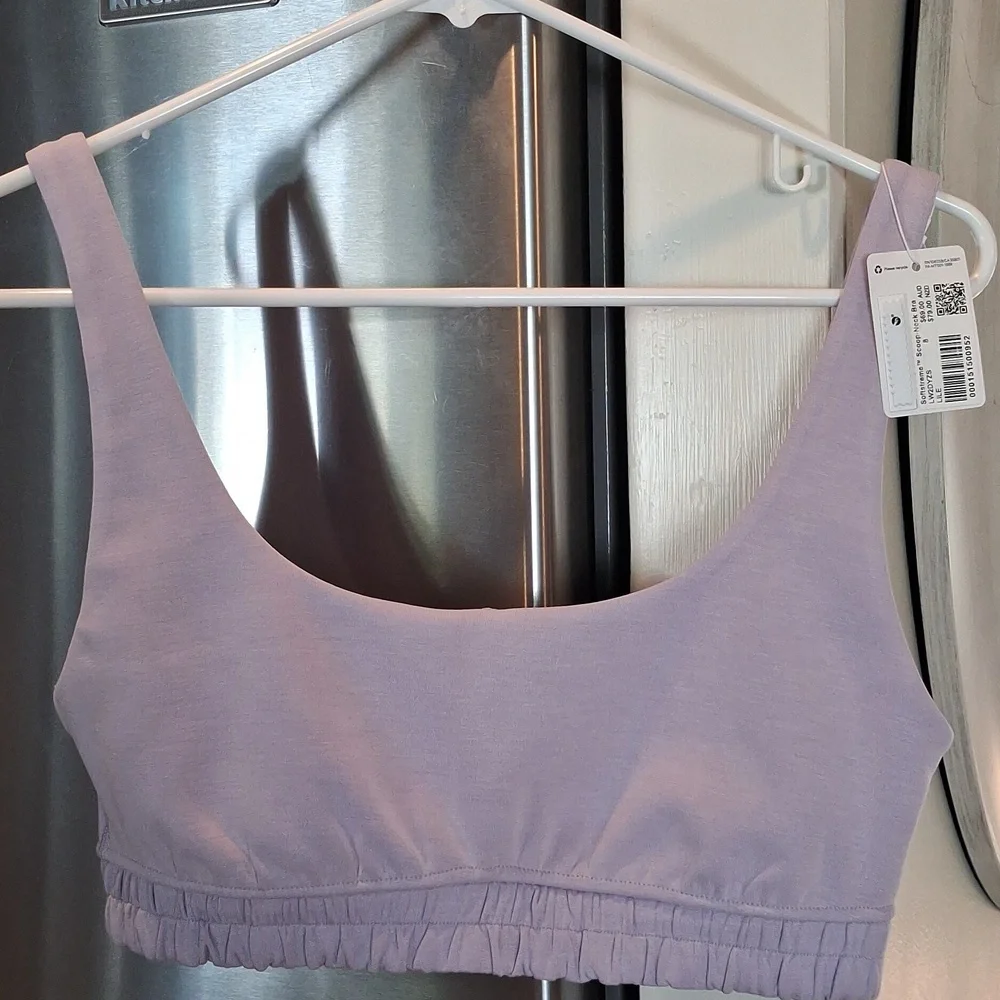Lululemon Athletica Lavender Sports BRA - Picture 1 of 7